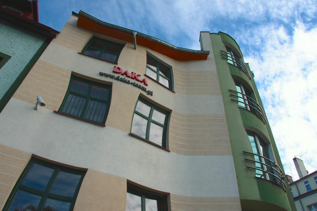 Apartamenty Krzywe Okna Ζιελόνα Γκόρα Δωμάτιο φωτογραφία